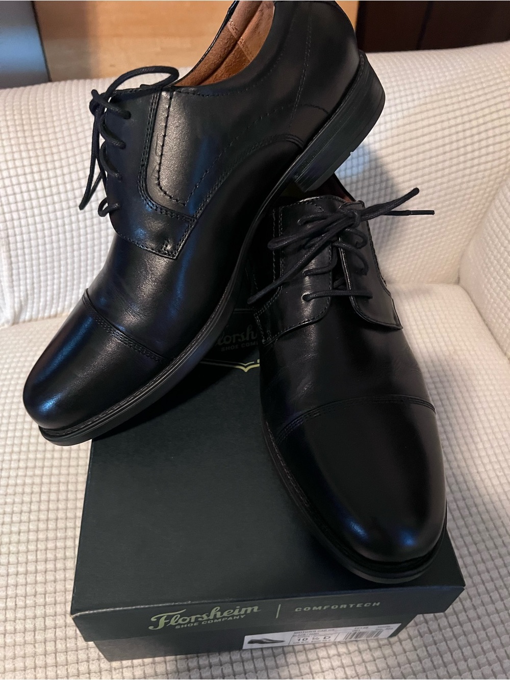 Florsheim Black Leather Cap-Toe Derby Dress Shoes